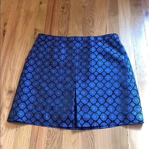 J. Crew Dresses & Skirts - J.crew silk medallion print mini skirt size 4